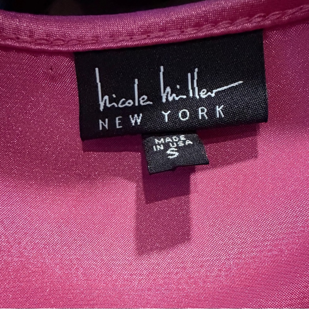 Nicole Miller NEW w/ Tags Pink Satin Top - perfect pretty in Pink Discount Ship - Picture 3 of 7
